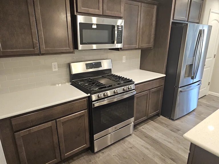 1055 Petra Hts — Photo 5
