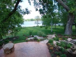 10075 205th St W, Lakeville, MN 55044