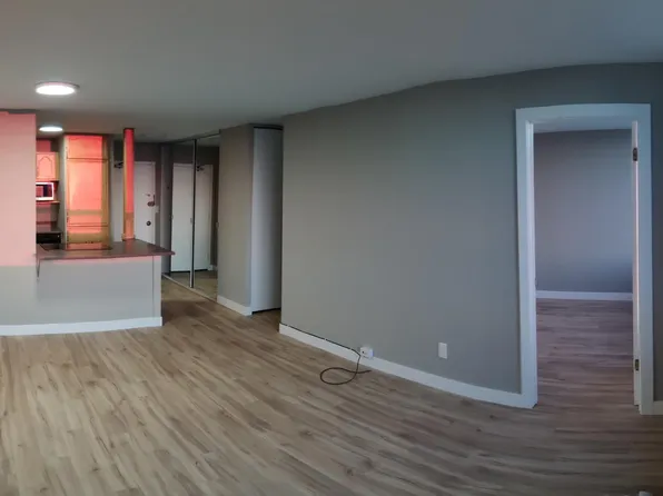 1355 N Sandburg Ter APT 2605, Chicago, IL 60610