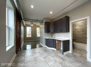 1733 W 19th St APT 2R, Chicago, IL 60608