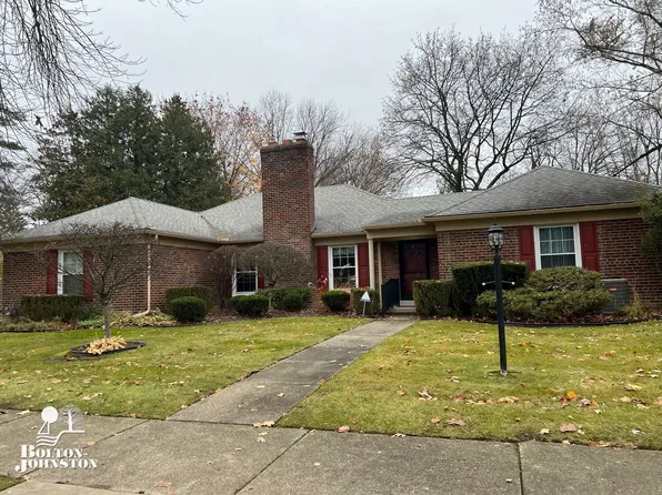 304 Stephens Rd, Grosse Pointe Farms, MI 48236