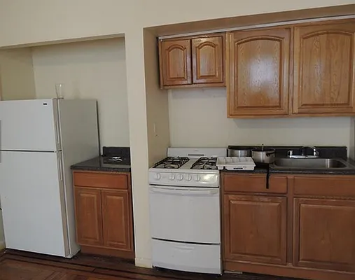 Rented by Lang Realty LLC | media 32