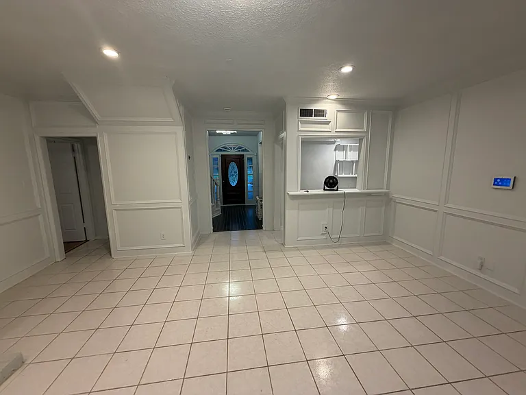 7218 Holder Forest Ct — Photo 31