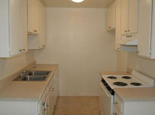 13935 Vanowen St APT 4, Van Nuys, CA 91405