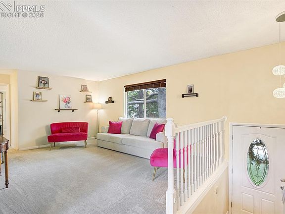 5th image of 6945 Sullivan Ave
