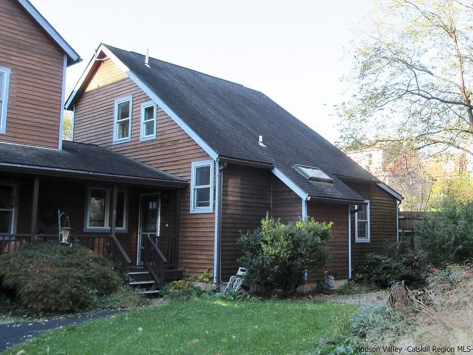 1st image of 11 Cantines Island Ln