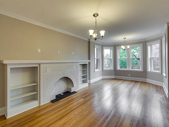 2735 N. Francisco Living Room 1