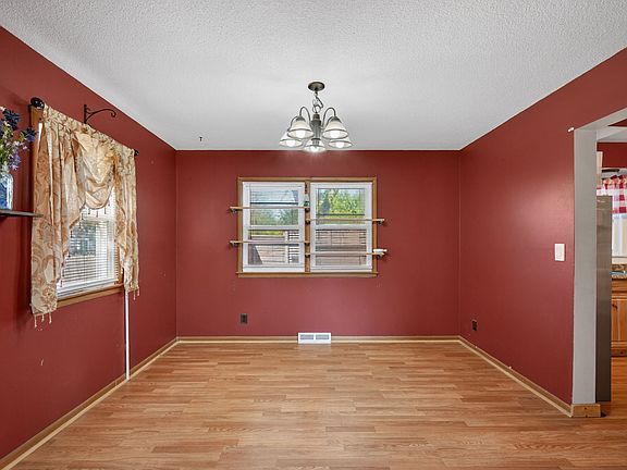 5th image of 4116 83rd St