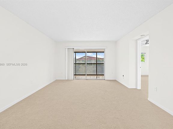 3rd image of 1501 SW 131st Way APT 405P