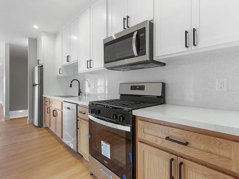 1720 U St #3 — Photo 29