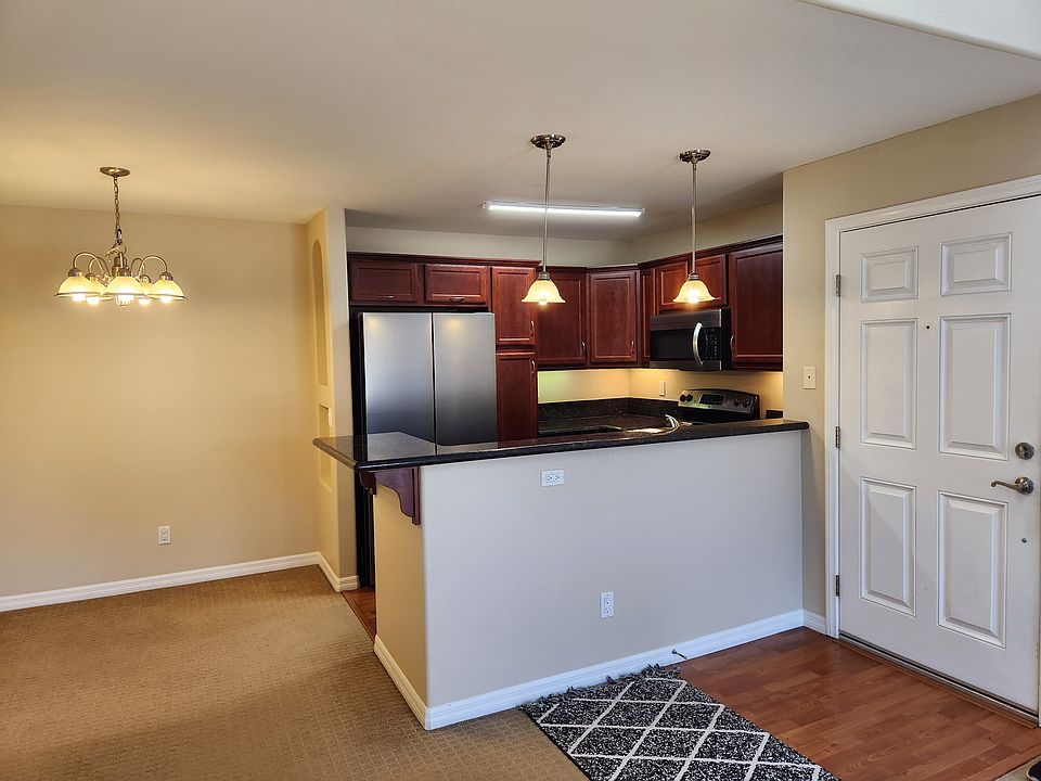 1st image of 5252 Balboa Arms Dr Unit 271