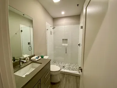 3 Burkes Beach Rd #B — Photo 5