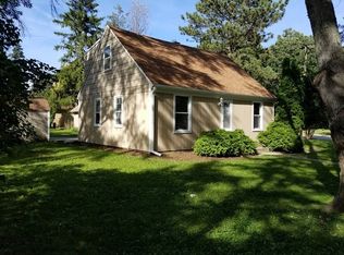 386 Highland Rd, Grayslake, IL 60030