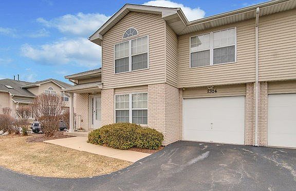 5th image of 1324 Woodchuck Ln #1324