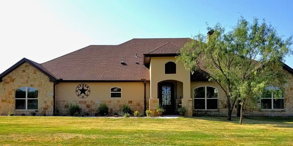 1st image of 226 County Road 563