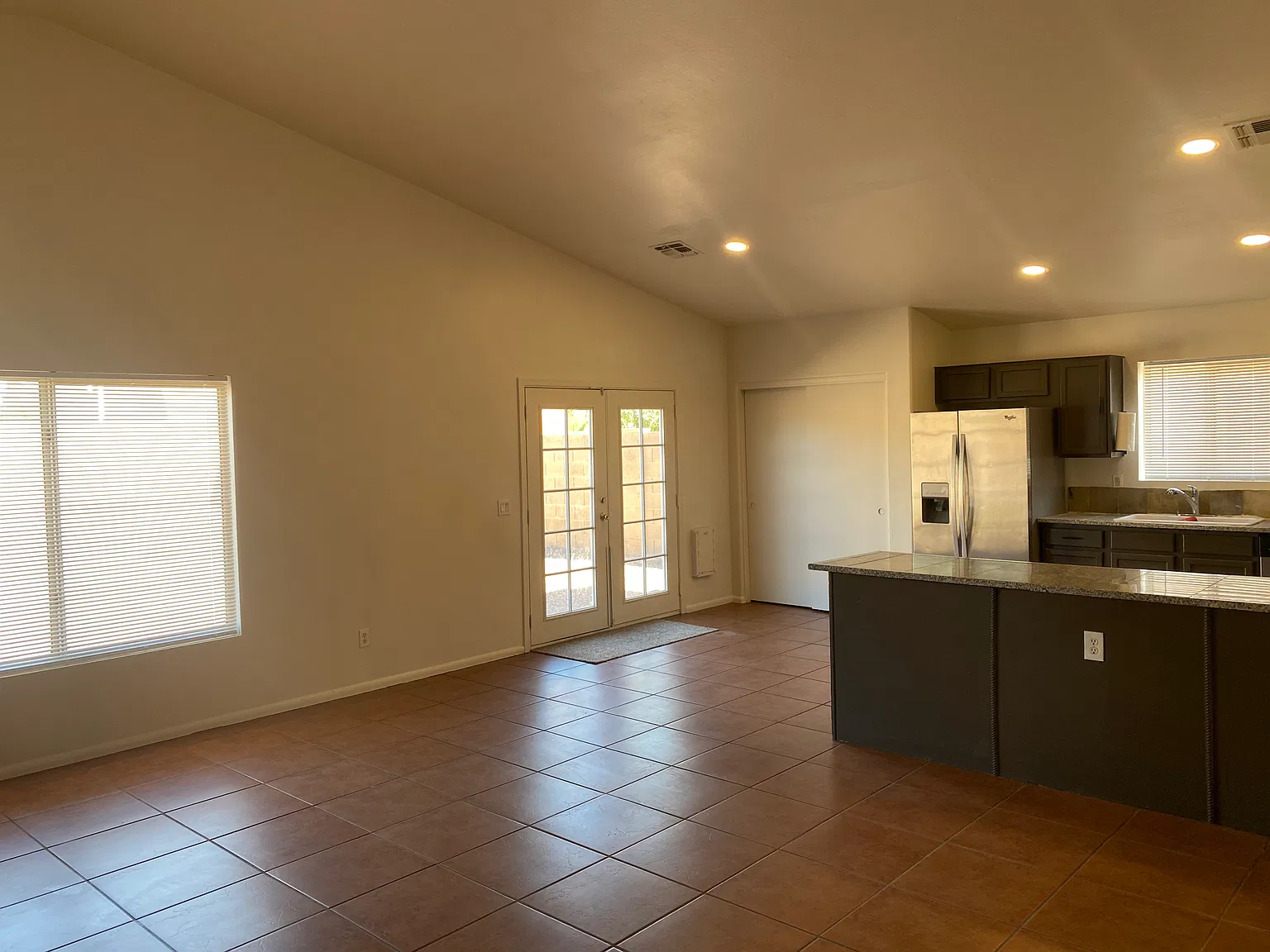 3 bed, 1527 sqft, $1,800 — Photo 2