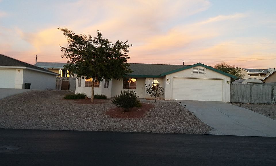 1st image of 650 Desert View Dr