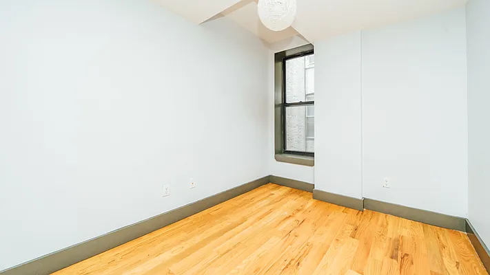 Rented by Nooklyn NYC LLC | media 15