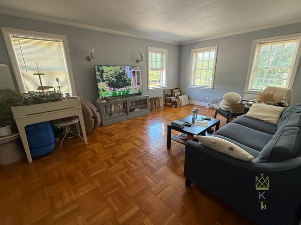 312 Washington St #1-3