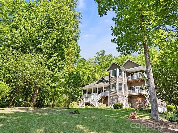 3rd image of 1307 Golf Course Rd
