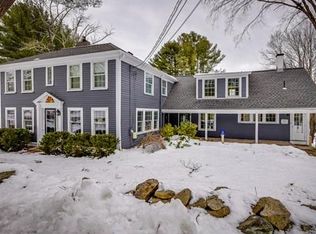 10 Curve St, Sherborn, MA 01770