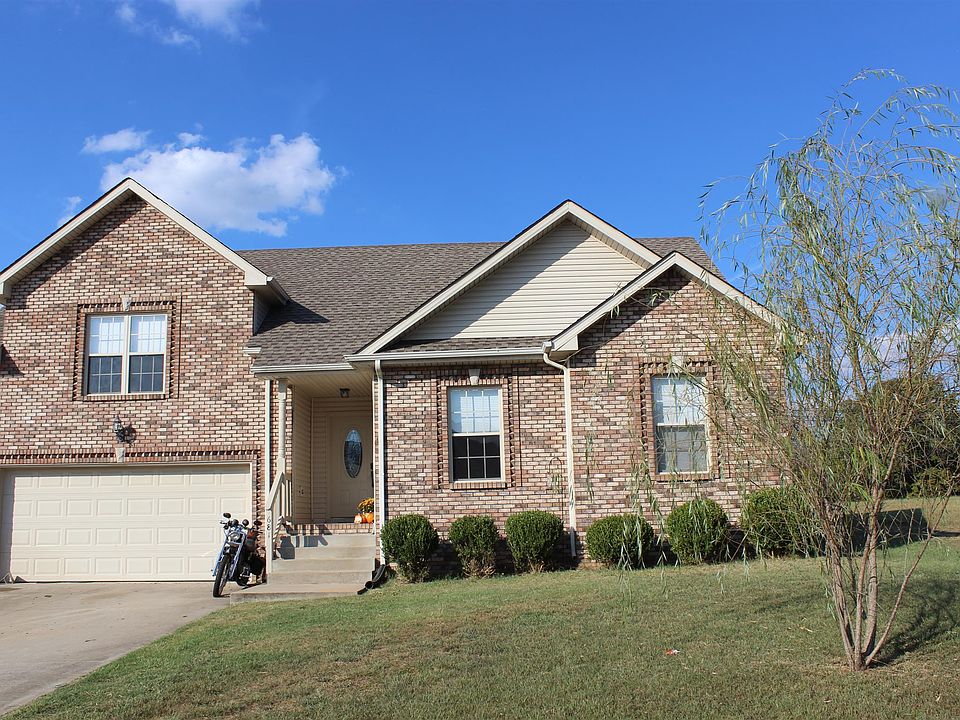 1st image of 681 Foxfield Dr