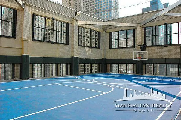 Rented by Manhattan Realty Group | media 19