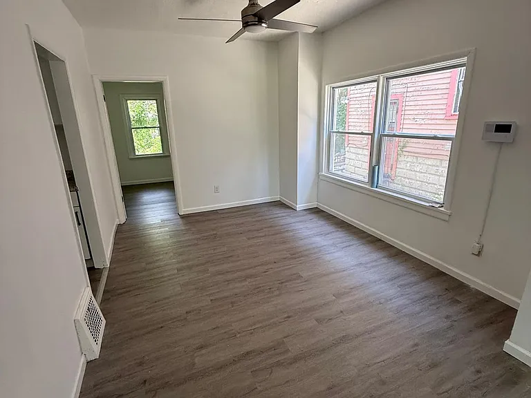 10601 Mount Auburn Ave — Photo 6