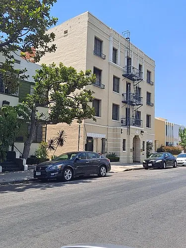 Hollywood Heritage Apartments Photo 1