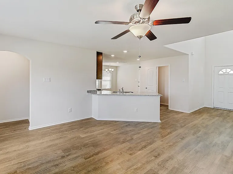 9458 Laiden Creek Trl — Photo 7