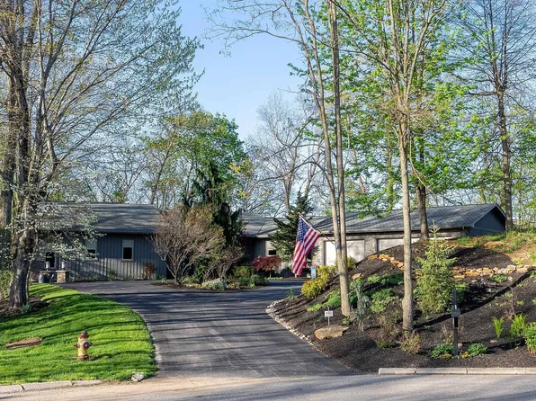 249 Fox Chase Dr, Duncansville, PA 16635