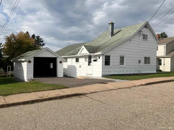 613 2nd St, Norway, MI 49870