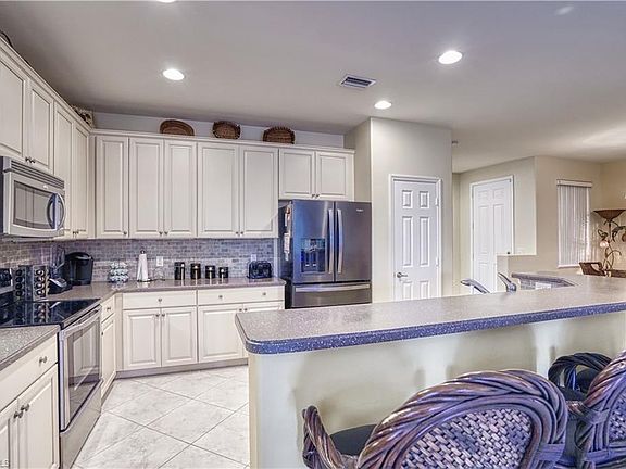 3rd image of 10604 Camarelle Cir