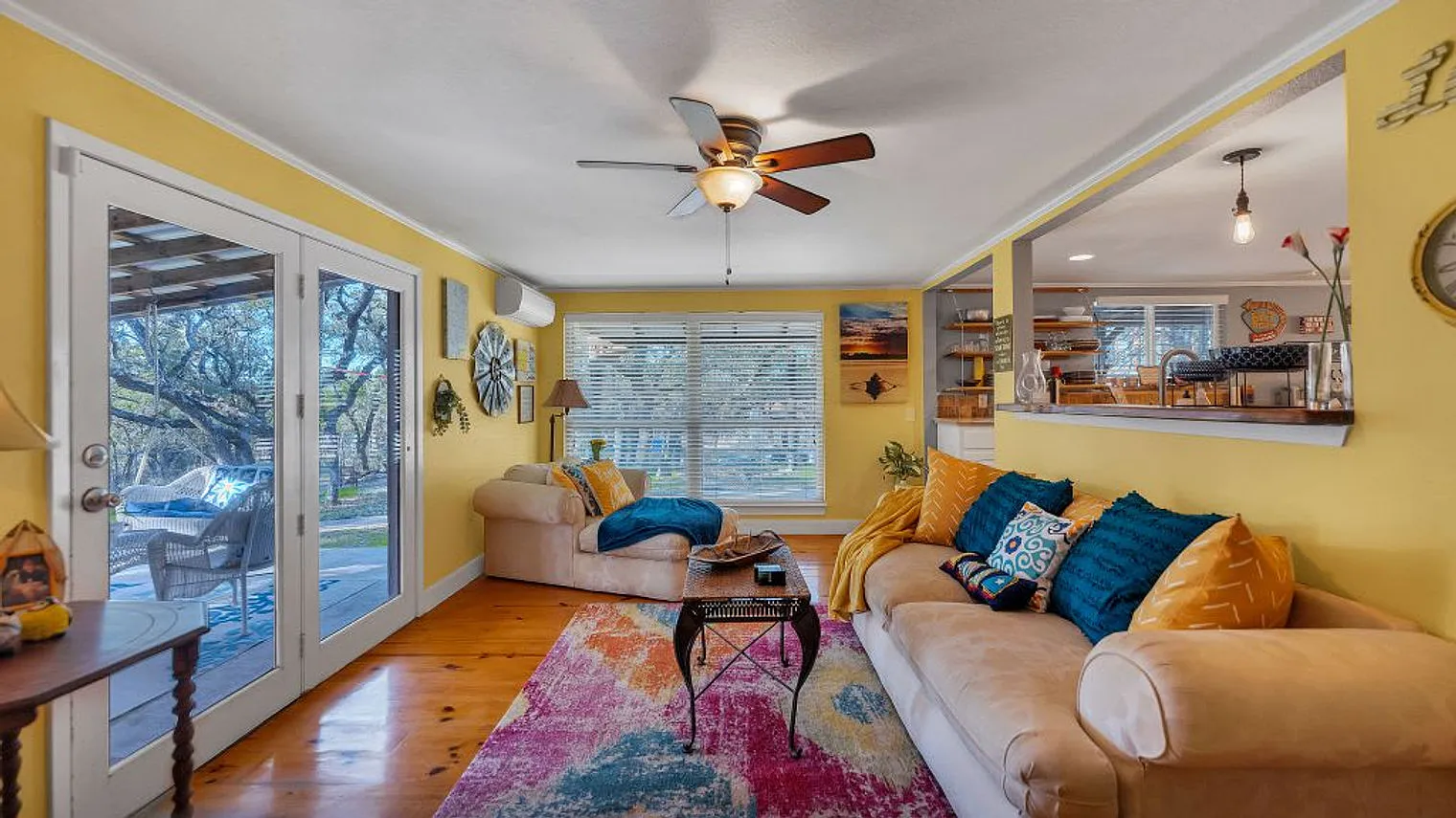 3 bed, 2.0 bath, 1980 sqft, $5,486 — Photo 1