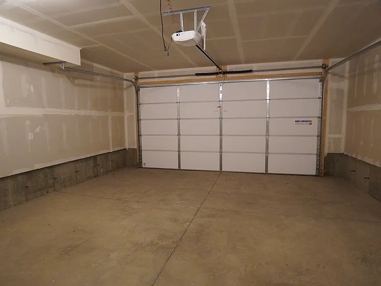 2925 S Highway 89 #15 — Photo 20