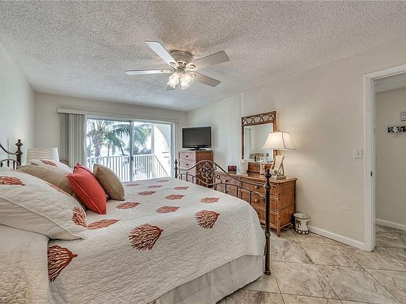 3rd image of 4750 Estero Blvd APT 203