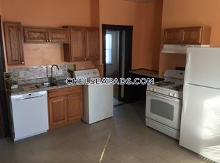 107 Marlborough St APT 3, Chelsea, MA 02150