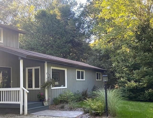 1st image of 3963 Glidden Dr