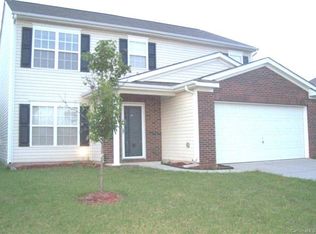 9304 Ames Hollow Rd, Charlotte, NC 28216