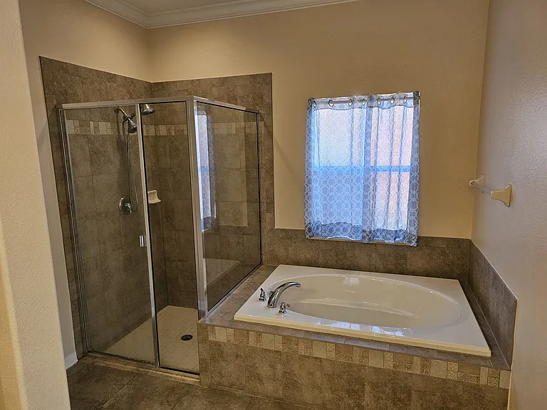 11512 Pennsville Ct — Photo 45