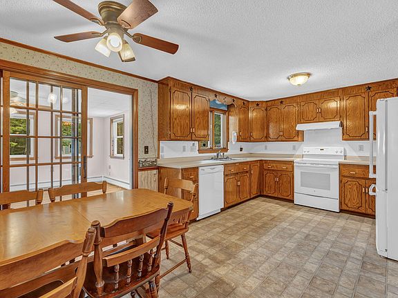 4th image of 66 Merryman Road