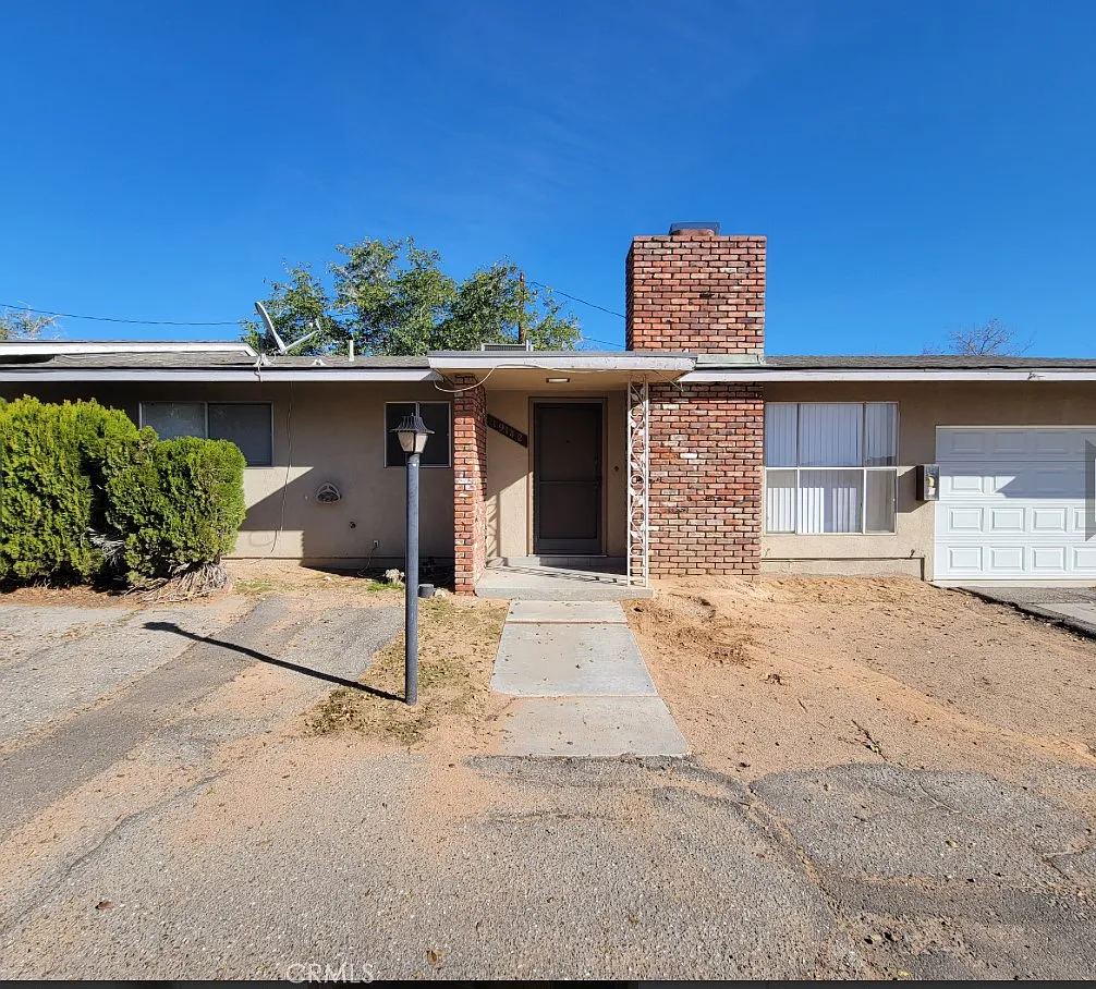 2 bed, 1000 sqft, $1,550 — Photo 1