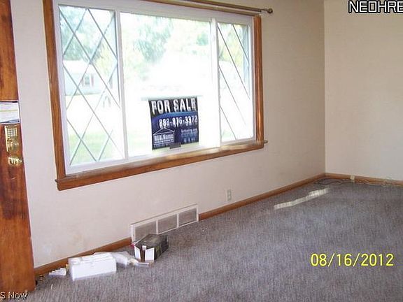 3rd image of 31 Foster Dr