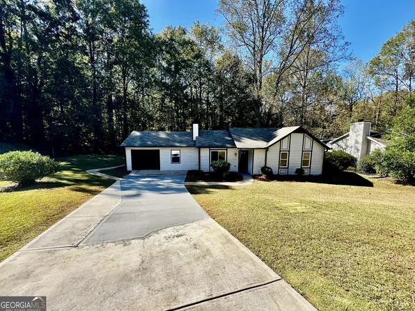 723 Inland Way, Lilburn, GA 30047