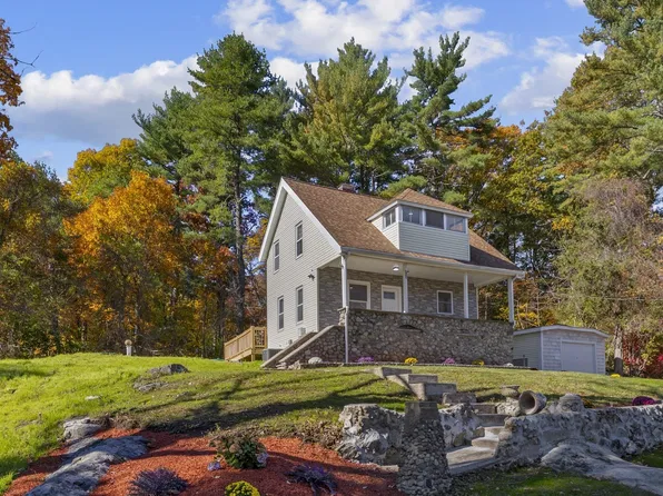 699 Morton St, Stoughton, MA 02072