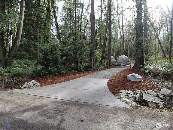 3rd image of 6509 NE Sid Price Road