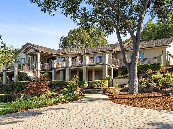 3rd image of 14860 Las Flores Ln