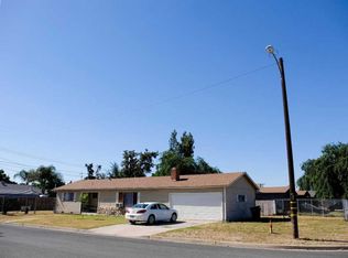 1434 W Thurman Ave, Porterville, CA 93257