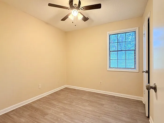 4030 Hawthorne Ave SE #2 — Photo 11