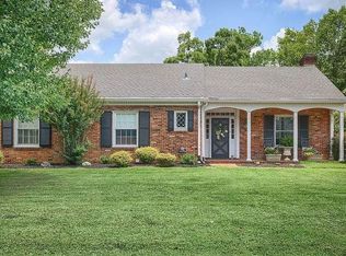 1911 Winston Dr, Owensboro, KY 42301